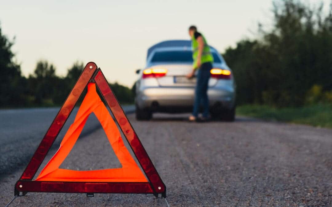 MR Towing’s Effortless Roadside Assistance Tire Change: A Life-Saving Service